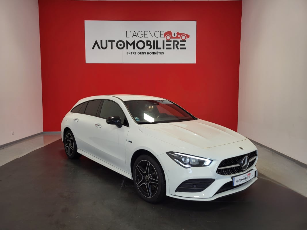 Mercedes-Benz Classe CLA MERCEDES CLA SHOOTING BRAKE II 250 E AMG LINE — 1