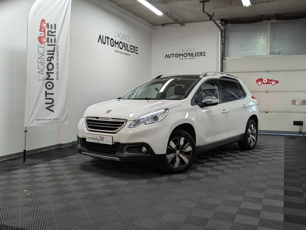 Peugeot 2008 1.2 PURETECH 110 S&S ALLURE — 1
