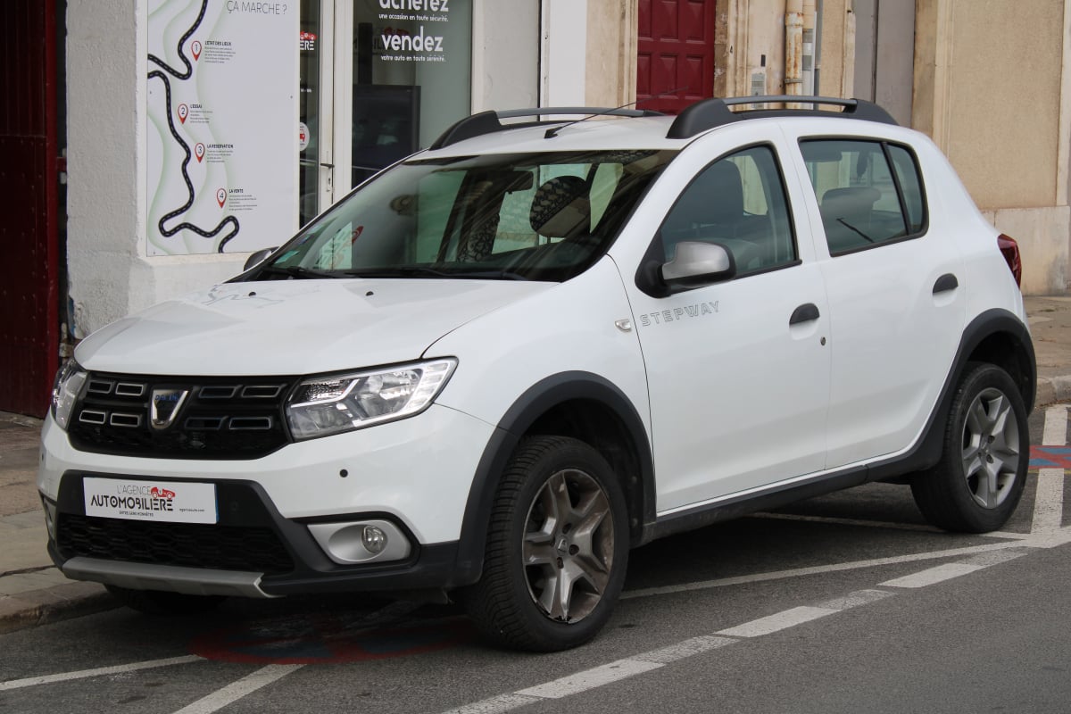 Dacia Sandero STEPWAY 1.5 BLUEDCI 95 (1ère main, Radar de stationnement AV/ARR...) — 1