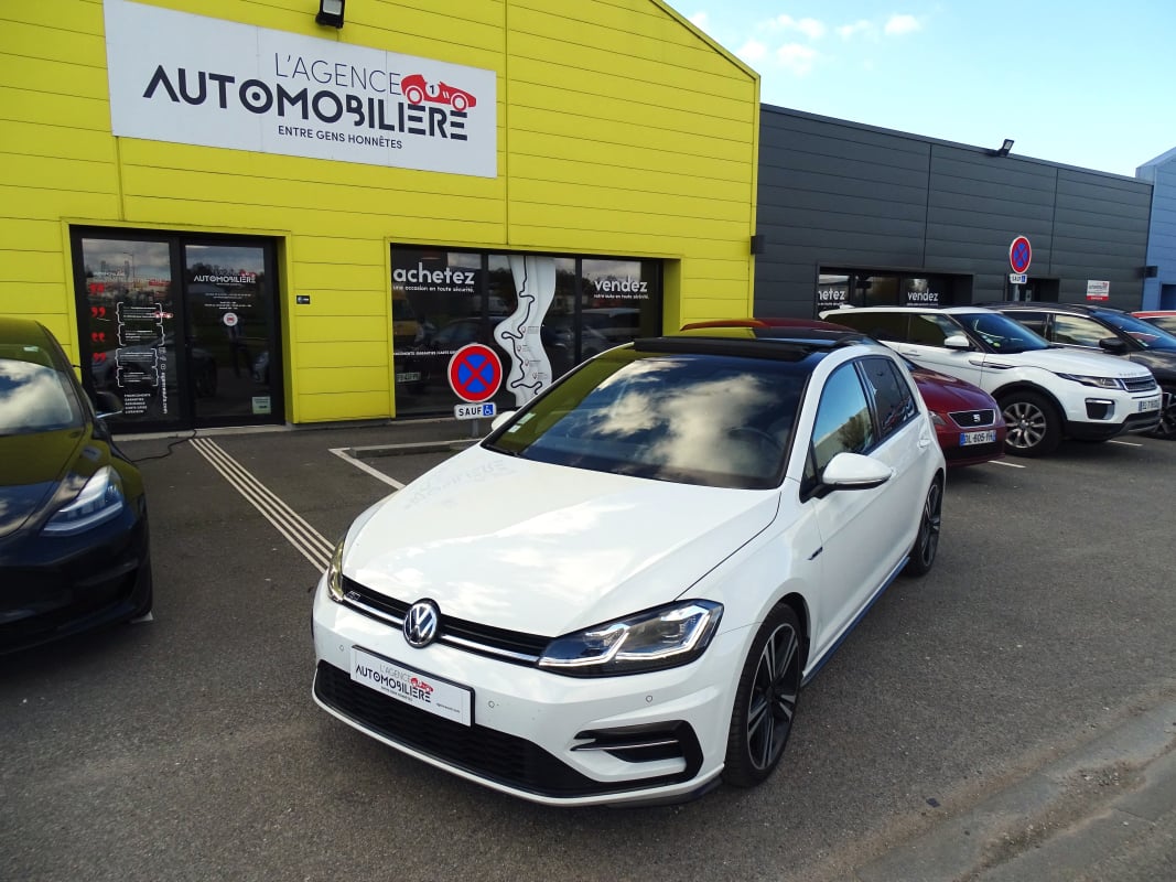 Volkswagen Golf 1.5 L TSI 150 ch EVO CARAT — 1
