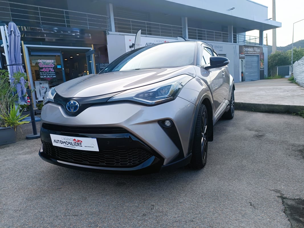 Toyota C-HR 2.0 184H 150 FULL-HYBRID HYBRID GRAPHIC 4X2 E-CVT BVA — 1