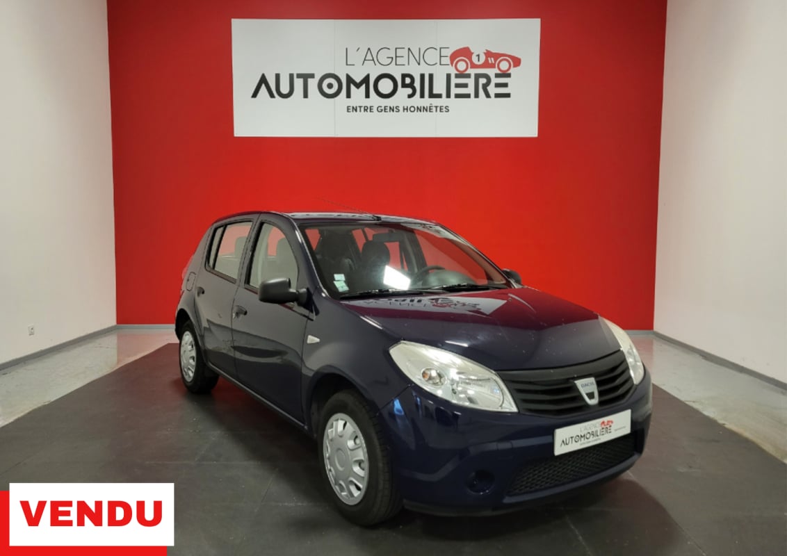 Dacia Sandero DACIA SANDERO 1.4 ESSENCE GPL LAUREATE RADIO CD — 1