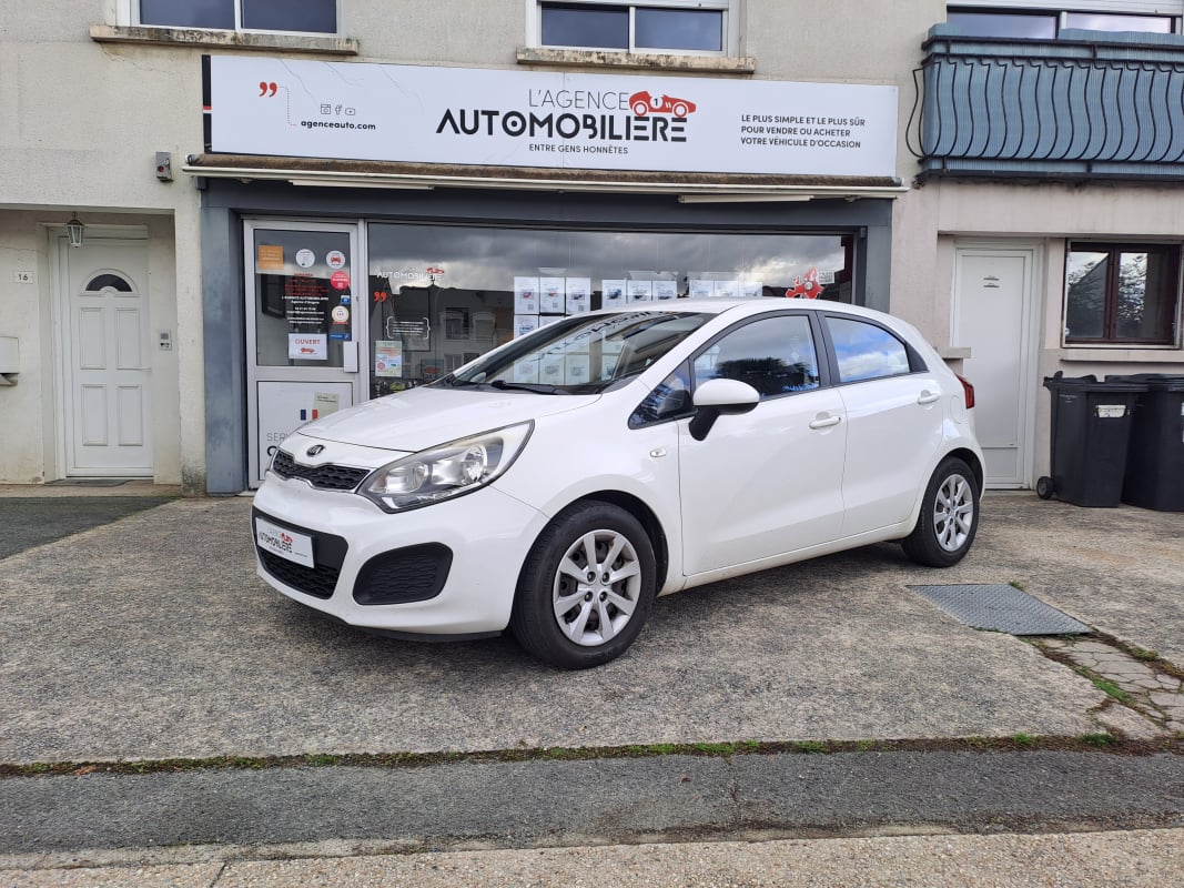 Kia Rio III 1.4 CRDi 90cv STYLE - Distribution a chaine — 1