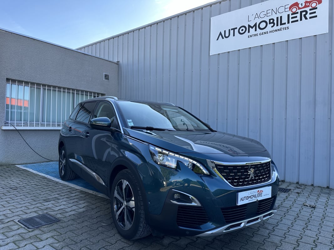 Peugeot 5008 1.6 bluehdi 120CV ALLURE — 1