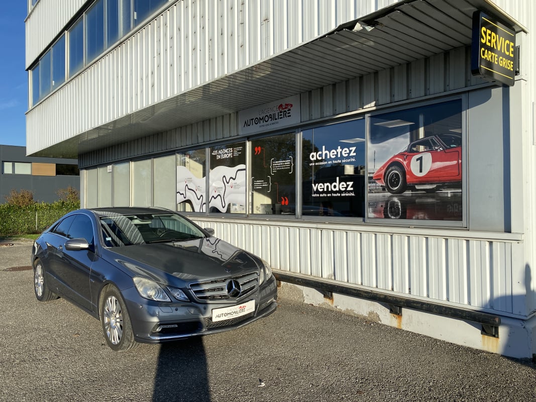 Mercedes-Benz Classe E Coupe (207) Coupé 350 CDi 3.0 CDI V6 24V DPF 7G-Tronic BlueEFFICIENCY 231 CV — 1