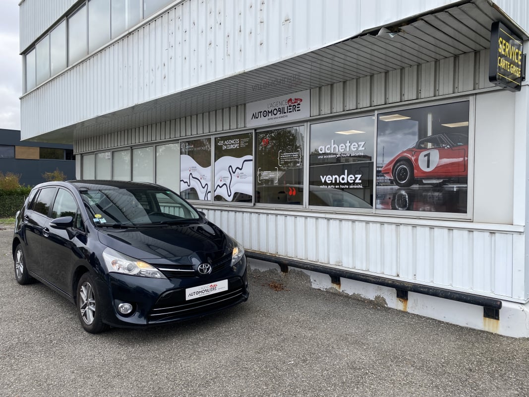 Toyota Verso Phase 2 FAP FEEL SKYVIEW 1.6 D-4D 16V 112 CV - GARANTIE 12 MOIS — 1
