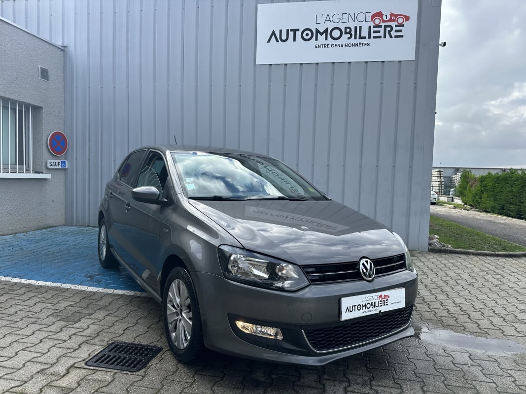 Volkswagen Polo 1.6 TDI 90CV LIFE — 1