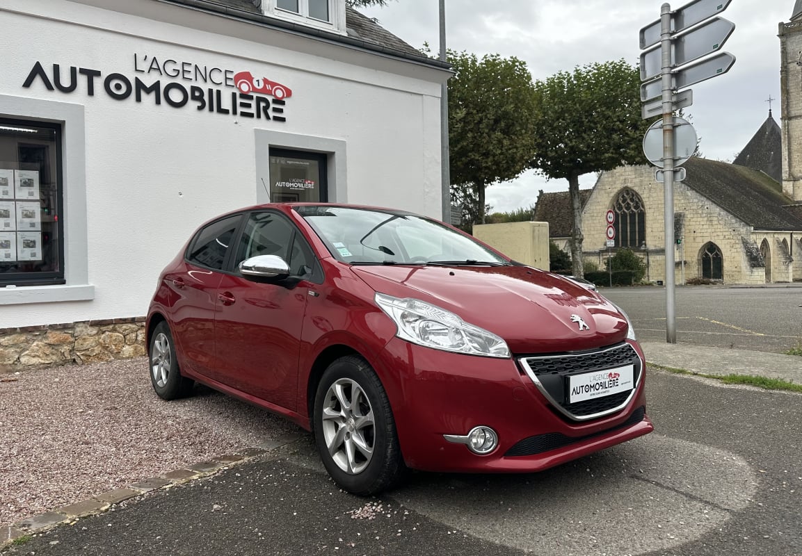 Peugeot 208 1.2 VTi 82ch Style — 1