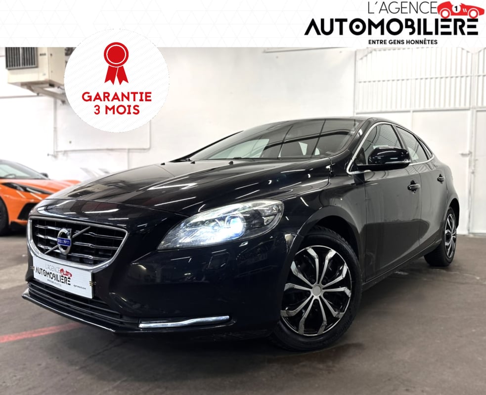 Volvo V40 1.6 T3 150 cv Momentum — 1