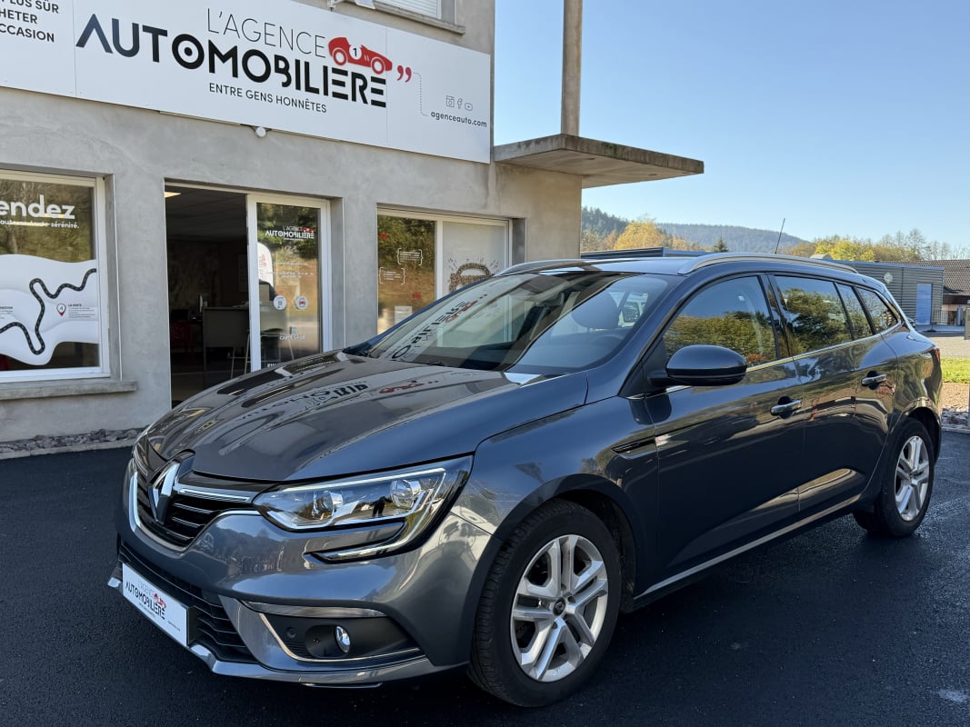Renault Megane IV Estate 1.5 Blue dCi EDC6 115 cv Boîte auto — 1