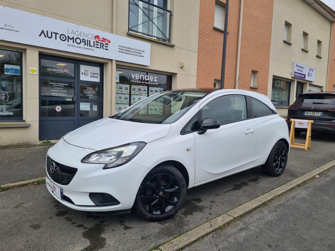 Opel Corsa V 1.4 90 BLACK EDITION 3P S&S — 1
