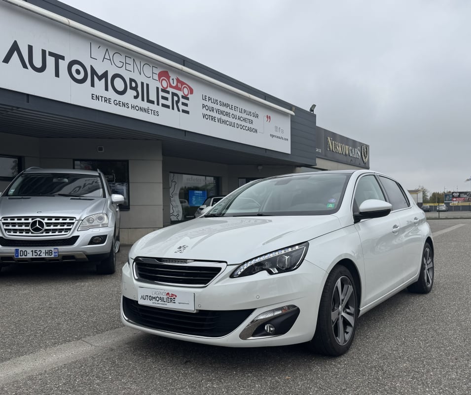 Peugeot 308 1.2L 130ch Féline EAT6 5p — 1