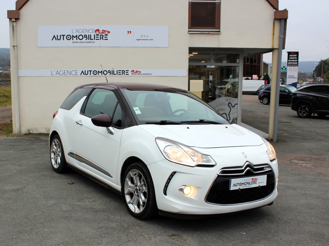 Citroen DS 3 1.6 e-HDi 92 CH Airdream So Chic — 1