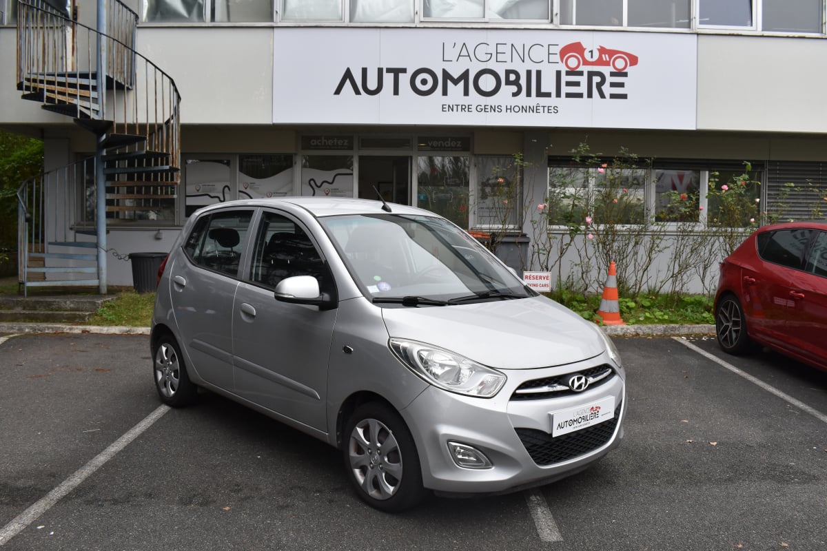Hyundai I10 I Phase 2 SENSATION 1.2 i 16V 86 cv HISTORIQUE ENTRETIEN DEPUIS SA 1ER MISE EN CIRCULATION — 1