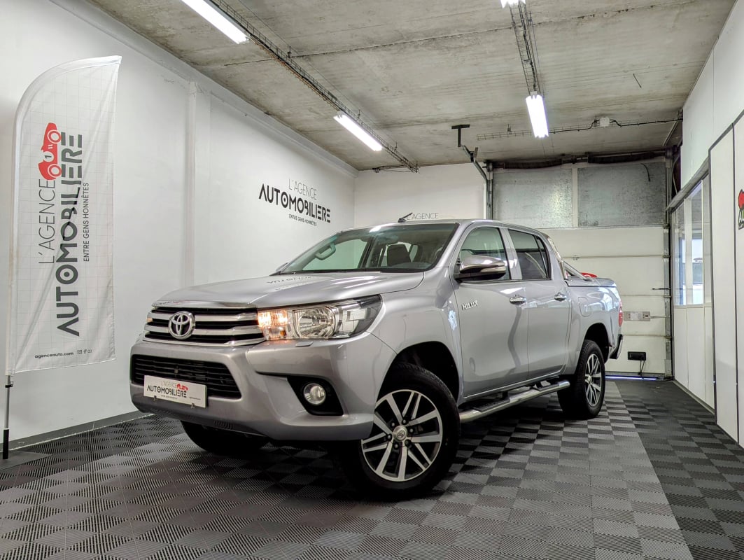 Toyota Hilux IV 4WD 2.4 D-4D DOUBLE CABINE + TVA RECUPERABLE — 1