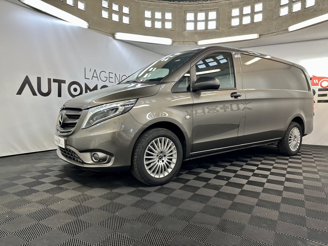 Mercedes-Benz Vito FOURGON TOLE 119 BLUETEC LONG SELECT (Tva récupérable, Entretien Mercedes, Attelage, Kit Bois) — 1