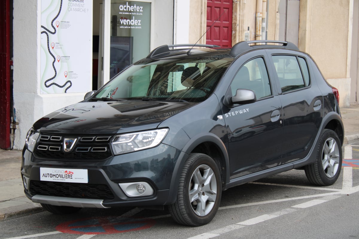 Dacia Sandero STEPWAY 0.9 TCE 90 (1 ère main, Entretien complet Renault,..) — 1