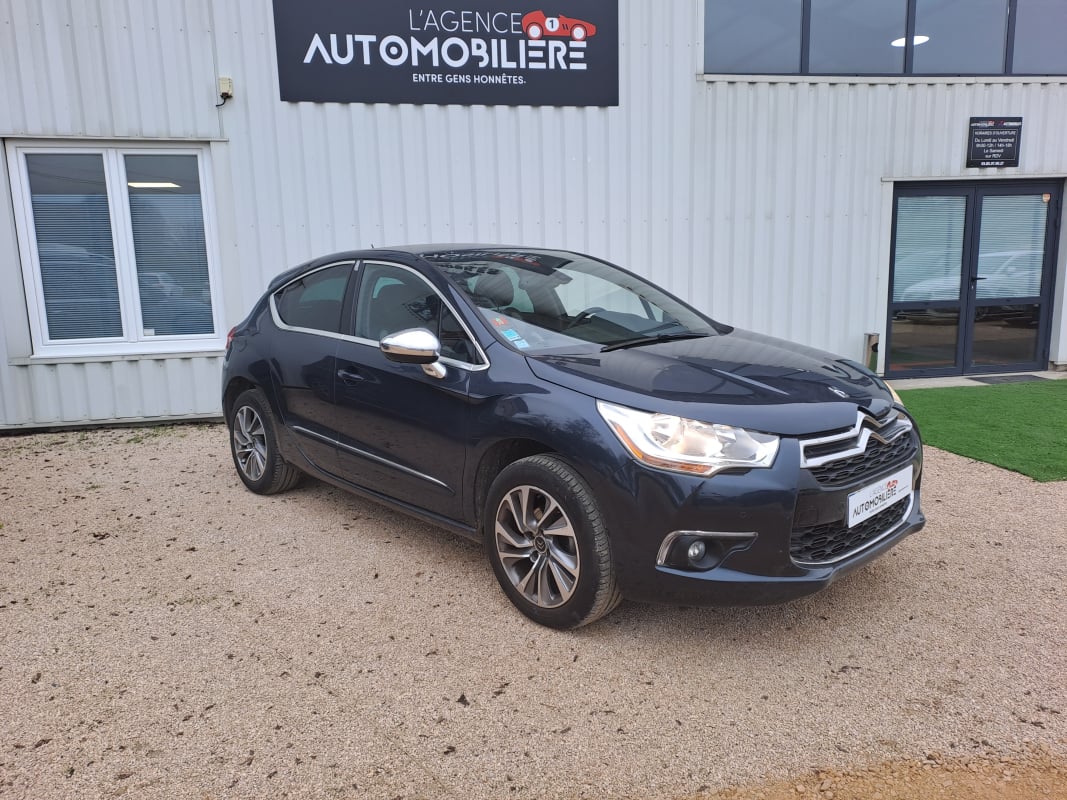 Citroen DS4 1,6 ESS NEW URBAN 120 CV — 1