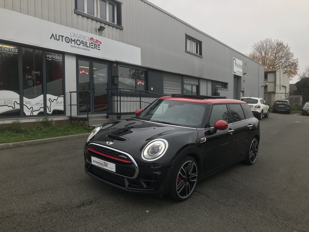 Mini Clubman JCW 2.0 i 16V ALL4 231 cv — 1