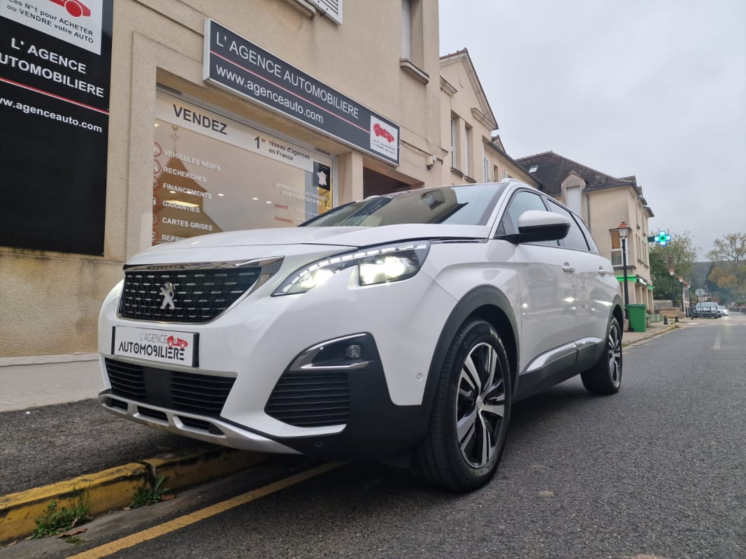 Peugeot 5008 1.5 BlueHDi 130cv ALLURE BUSINESS 7PL + OPTIONS — 1