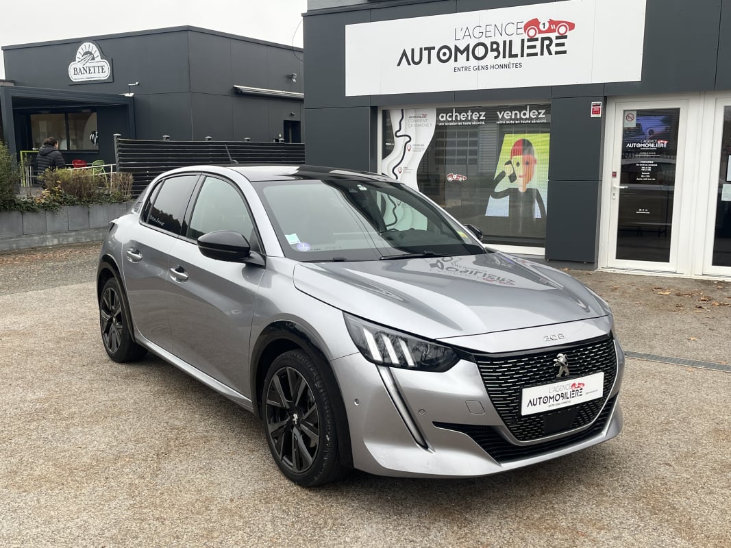 Peugeot 208 1.2 PureTech 100 ch GT PACK BVM6 - TOIT PANORAMIQUE — 1