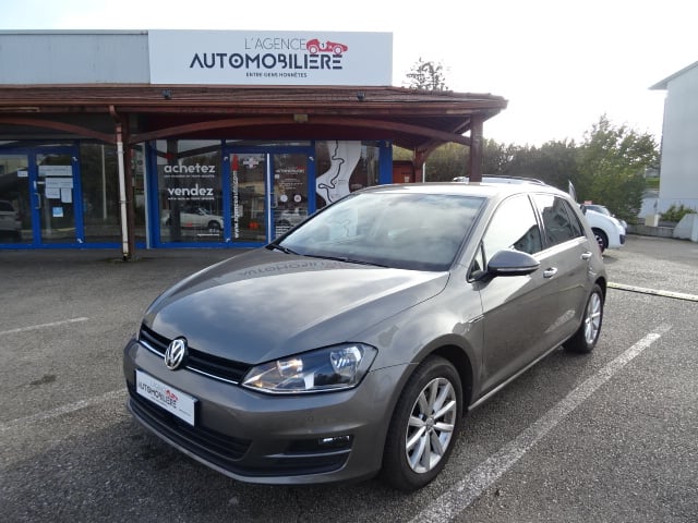 Volkswagen Golf 1.2 L TSI 110 CH LOUNGE — 1