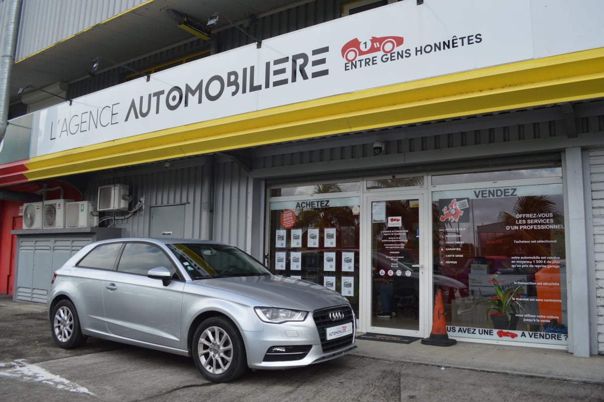 Audi A3 1.2 TFSI 110 AMBIENTE — 1