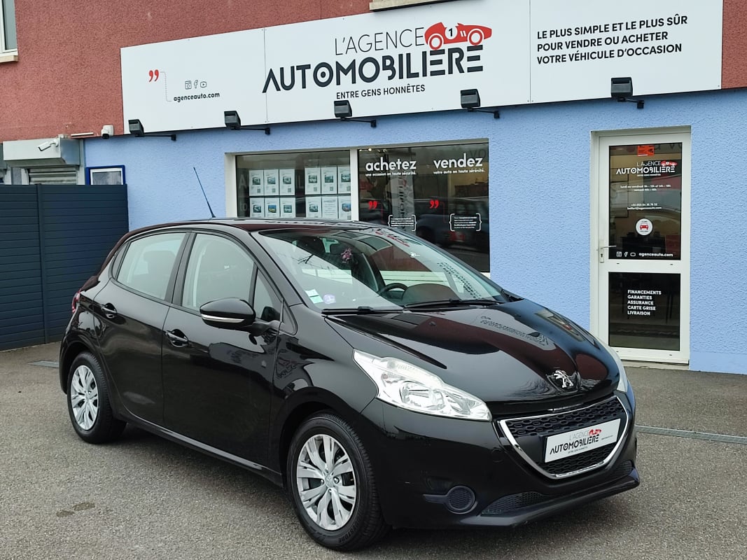 Peugeot 208 1.2 82 Active 96000kms — 1