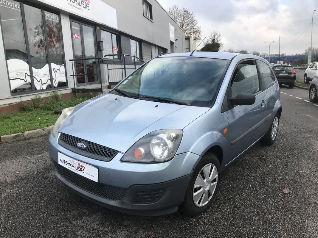 Ford Fiesta 1.3 70 CH FUN — 1