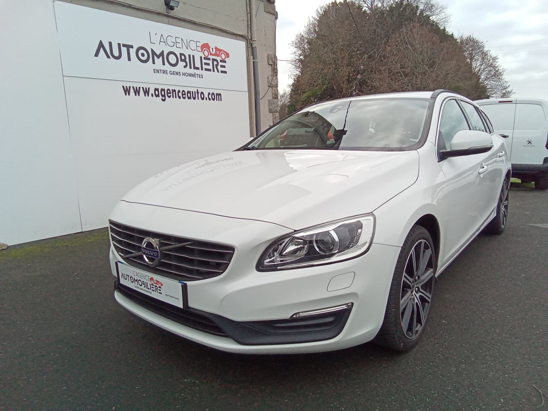 Volvo V60 2.0 190CH ÖVERSTA EDITION GEARTRONIC — 1