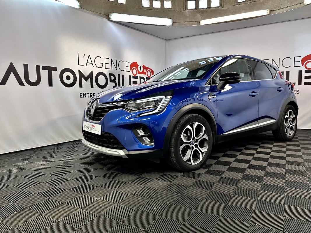 Renault Captur 1.6 E-TECH PLUG-IN 160 INTENS — 1