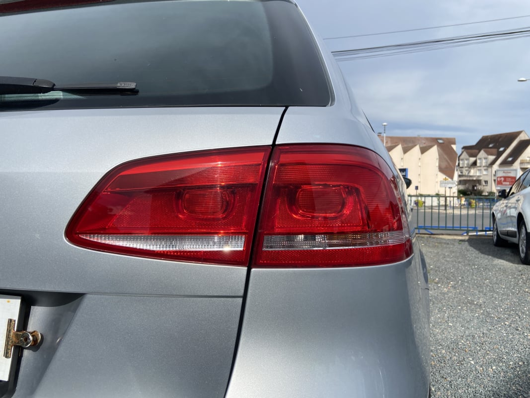 Volkswagen Passat SW 1.4 TSI 122 CONFORTLINE — 29