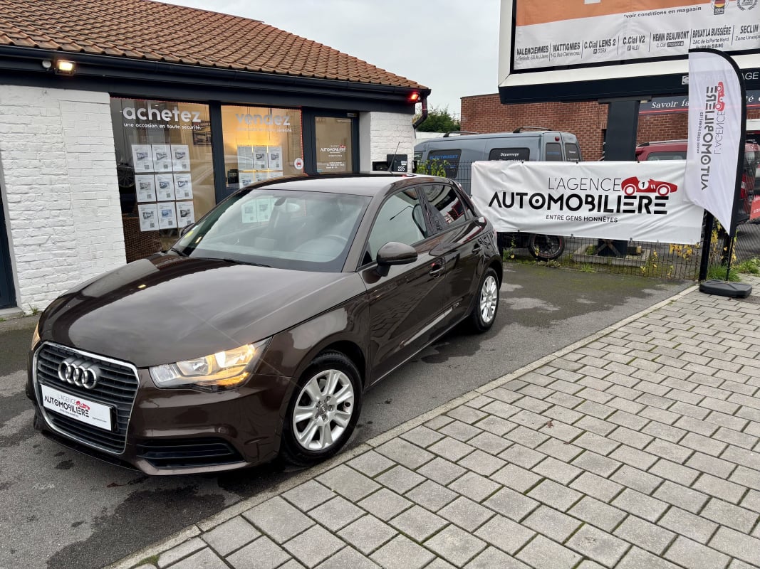 Audi A1 SPORTBACK 1.6 TDI 105 AMBITION — 1