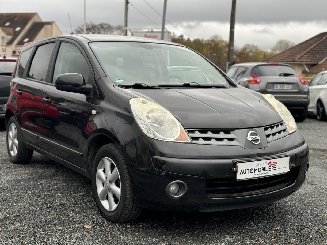 Nissan Note 1.6 110cv — 2