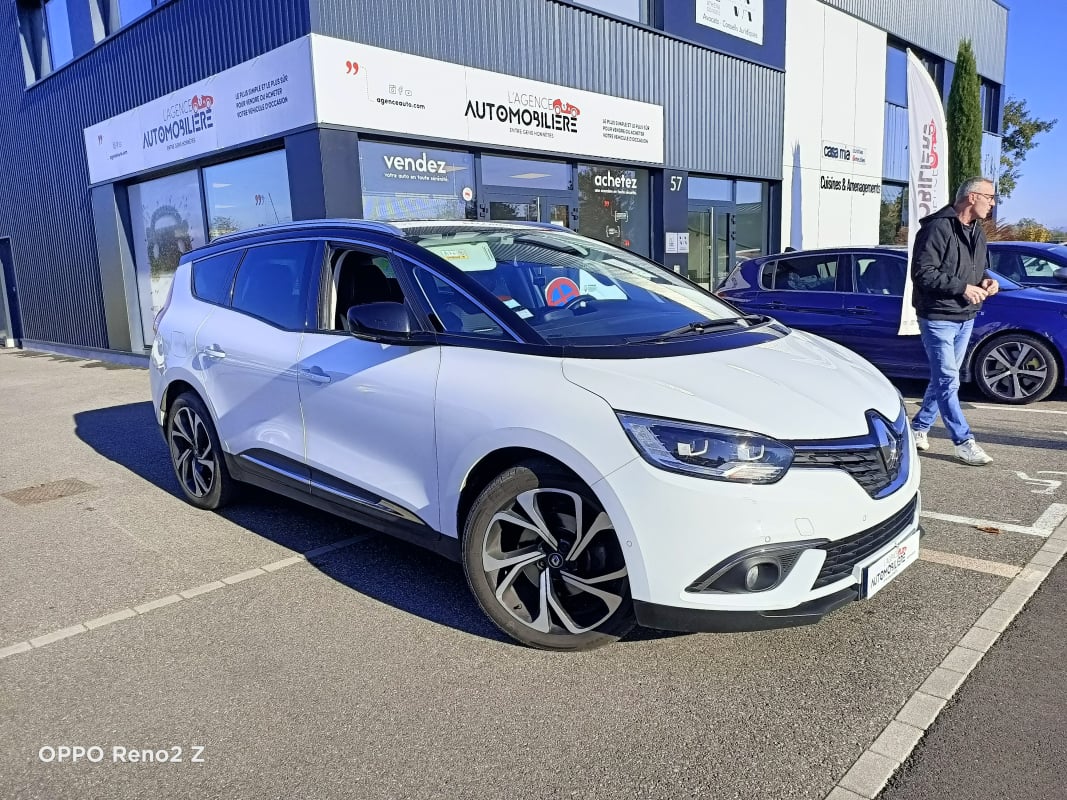 Renault Grand Scenic 1.2 TCE INTENS BM — 1