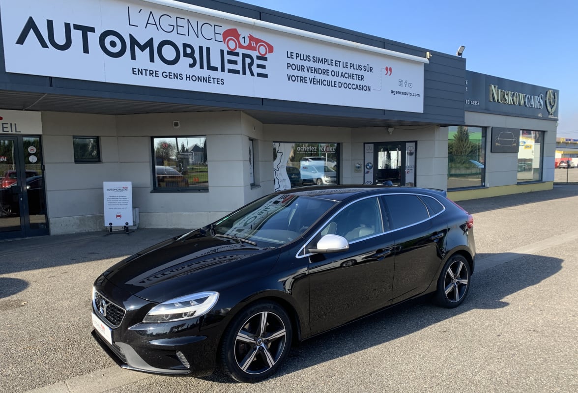 Volvo V40 2.0-D4 190 R-DESIGN Garantie OR — 1