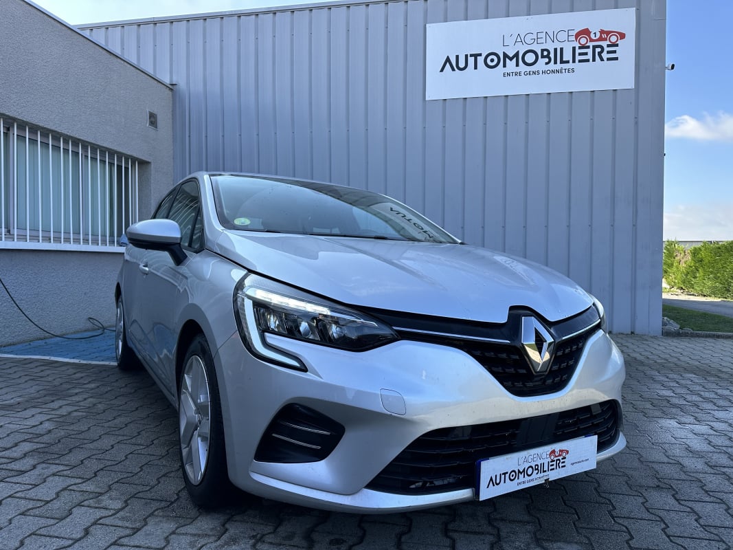 Renault Clio 1.5 DCI 100cv PREMIERE MAIN — 1