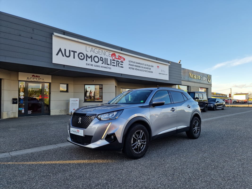 Peugeot 2008 II 1.5 BlueHDi 16V 110 cv ROADTRIP / Attelage / Porte vélo — 1