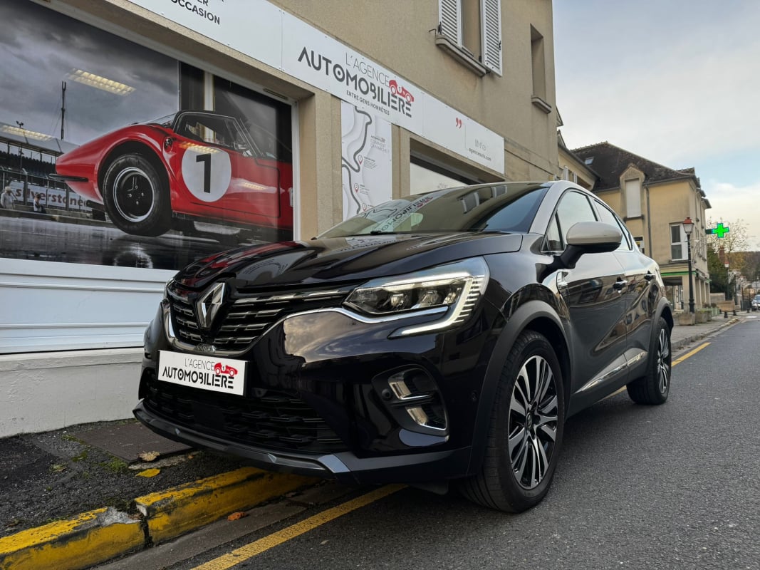 Renault Captur II 1.6 E-TECH PLUG-IN 160 INITIALE PARIS — 1