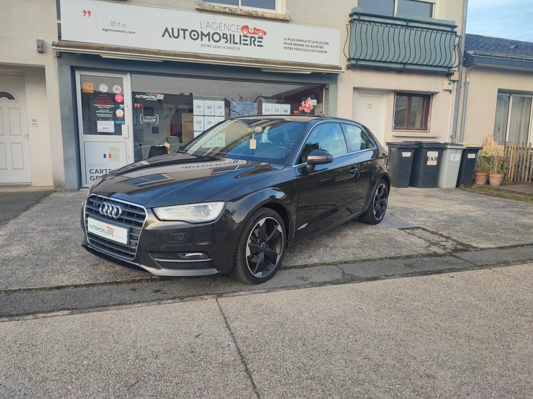 Audi A3 1.6 TDi S-Tronic7 S&S 105 cv Ambition Boîte auto, Distribution neuve — 1