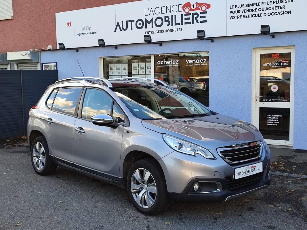 Peugeot 2008 1.6 BlueHDI 100 Style — 1