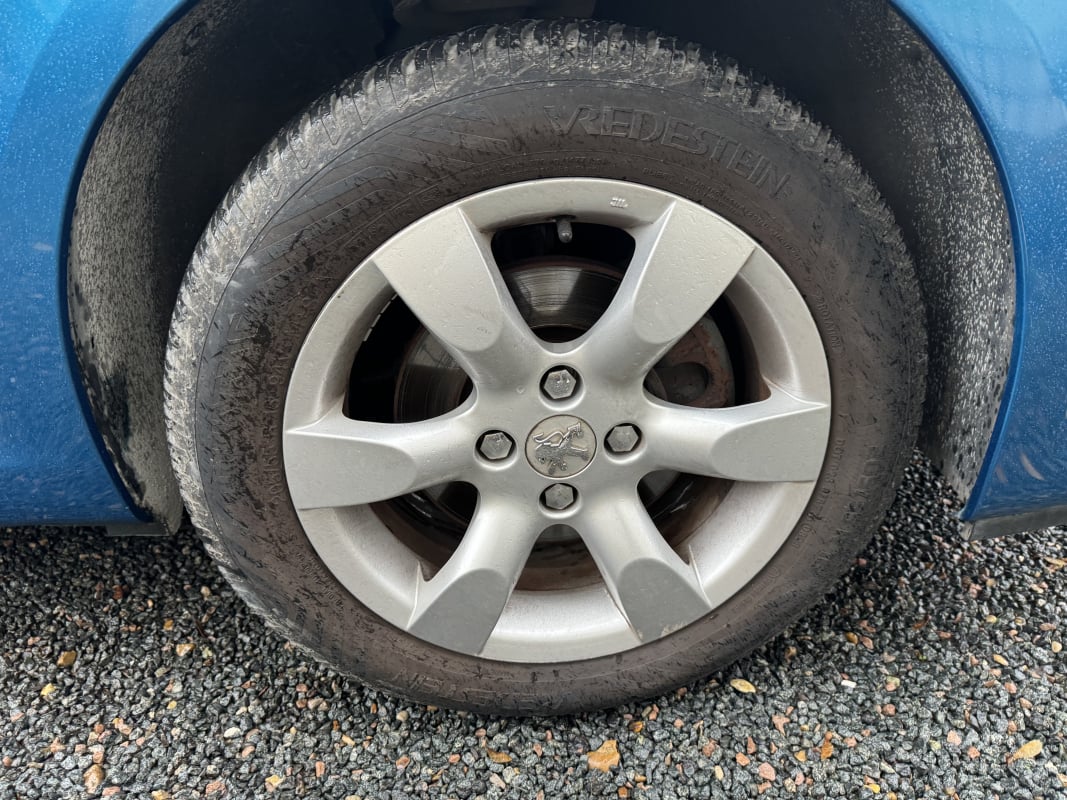 Peugeot 307 CC 2.0 i 140 — 25