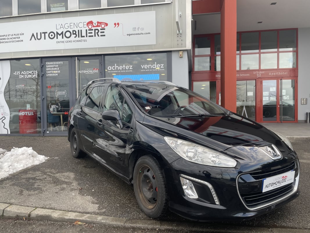 Peugeot 308 SW 2.0 HDi 16V 150 cv SW — 1