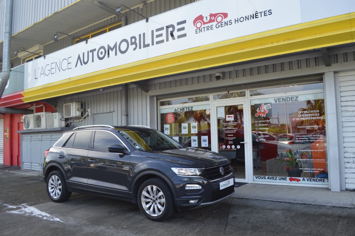 Volkswagen T-roc 1.0 TSI 110 LOUNGE BUSINESS — 1