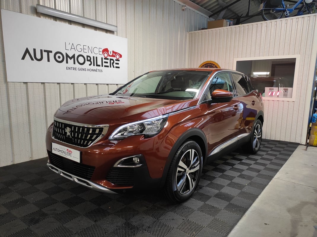 Peugeot 3008 1.2 i 130 ch Allure — 1