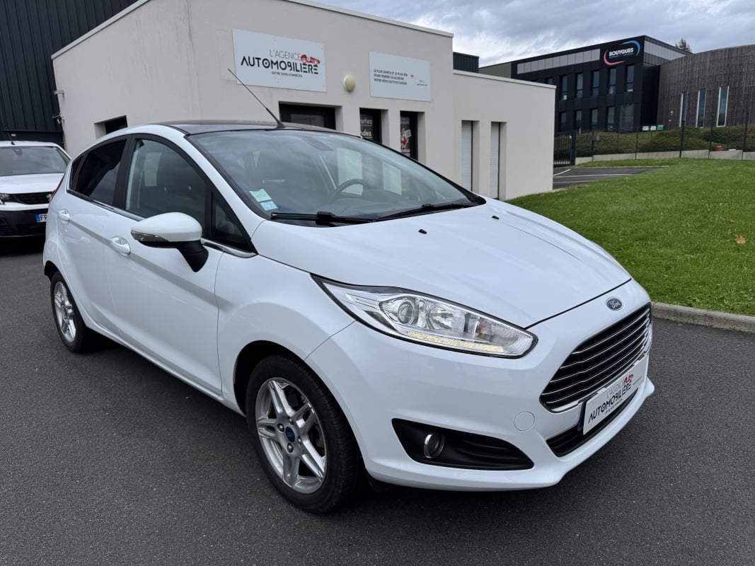Ford Fiesta VI 1.0 EcoBoost S&S 100 TITANIUM | GARANTIE 12 MOIS — 1