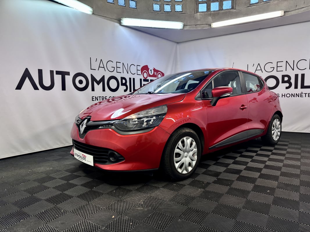 Renault Clio IV 1.2 75 AUTHENTIQUE — 1