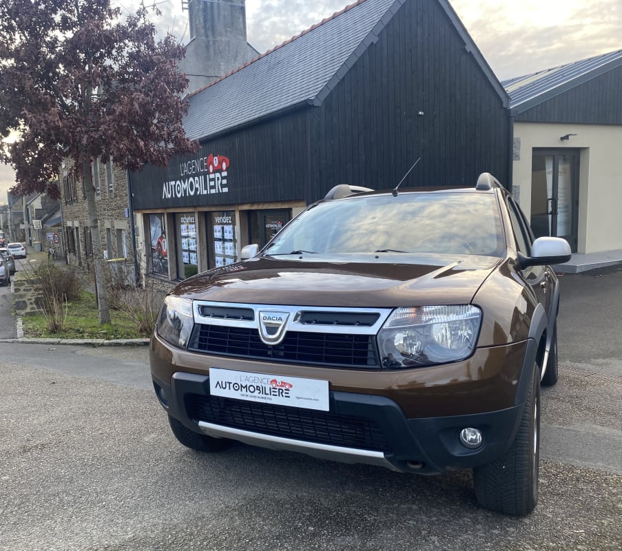 Dacia Duster 1.5 DCI 110 CH PRESTIGE 4X4 — 1