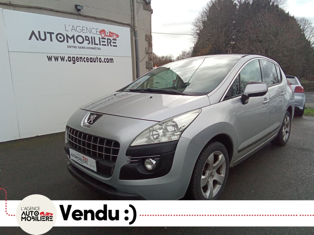 Peugeot 3008 1.6 HDI 110 PREMIUM — 1