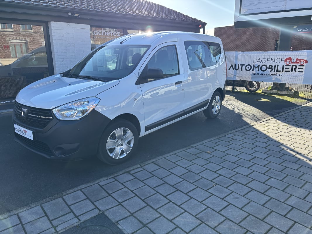 Dacia Dokker 1.5 DCI 75 BOITE 6 ESSENTIEL CLIM — 1